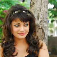 Sneha Ullal in the sets of  Madatha Kaj pictures | Picture 56471